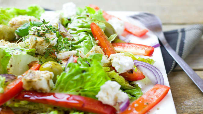 Salad sayur.