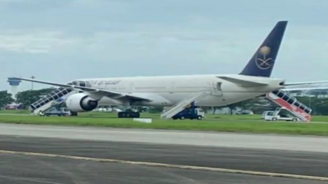 Maskapai Saudi Airlines mendarat darurat di Bandara Kualanamu, Deliserdang.