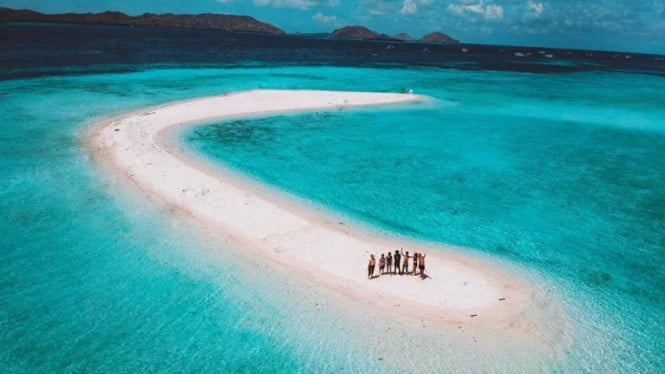 Taka Makassar Labuan Bajo.