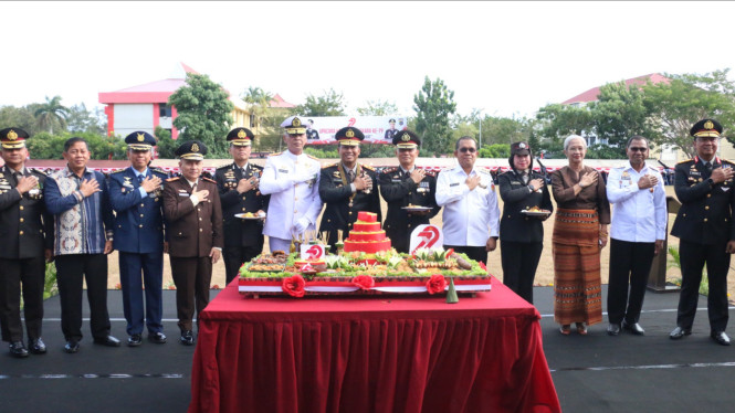 Hari Ulang Tahun (HUT) Bhayangkara ke – 79 di Lapangan Bhayangkara, Polda NTT, Selasa, 1 Juli 2025.
