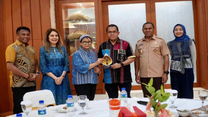 Gubernur NTT, Melki Laka Lena