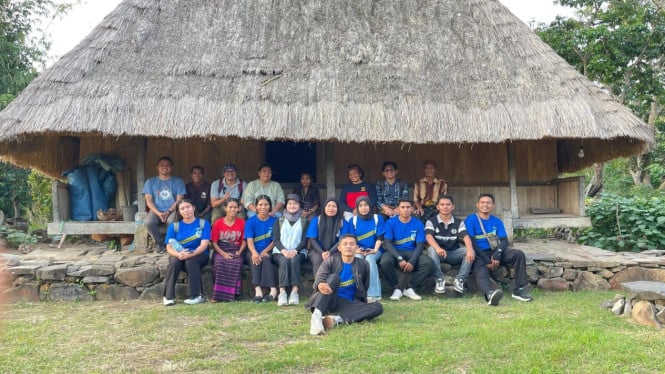 Kegiatan Pengabdian Masyarakat mahasiswa Universitas Brawijaya, Malang di Kampung Adat Nunungongo.