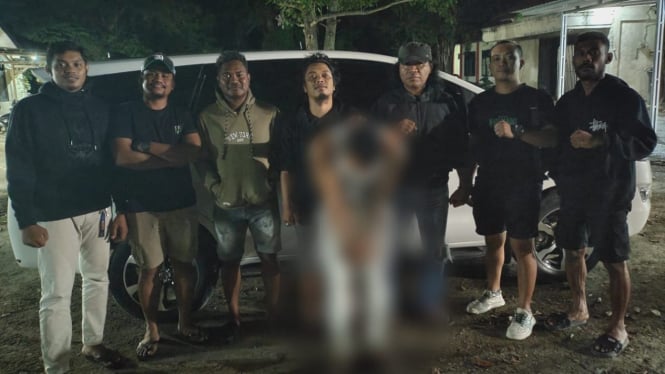 Polisi menangkap RM pelaku pencabulan di Pantai Pede Labuan Bajo.
