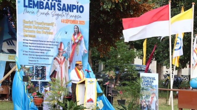 Bupati Manggarai Timur, Agas Andreas, secara resmi membuka rangkaian kegiatan Festival Lembah Sanpio (FLS) tahun 2025.