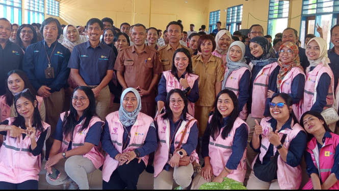 foto: PLN UIW NTT dan Srikandi PLN di SMKN 5 Kupang