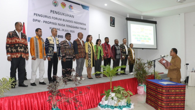 Gubernur NTT, Melki Laka Lena, melantik kepengurusan Forum Badan Usaha Milik Desa (BUMDes) Indonesia DPW Provinsi NTT untuk masa bakti 2025-2030.