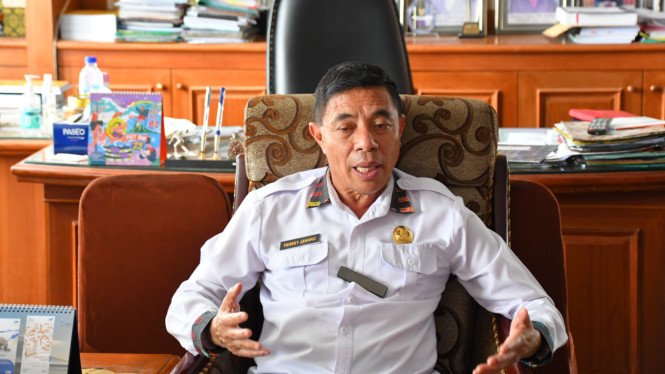Sekretaris Daerah Manggarai, Jahang Fansi Aldus.