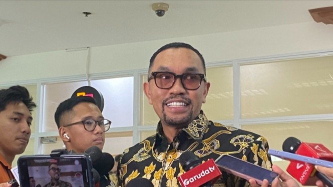 Ahmad Sahroni Dicopot dari Jabatan Wakil Ketua Komisi III