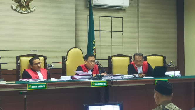 Majelis Hakim di Pengadilan Tipikor Surabaya