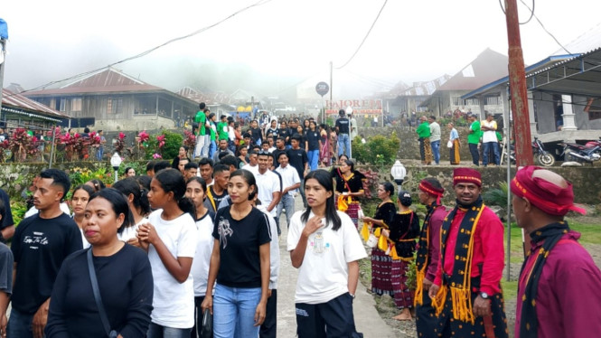 Pembukaan Wolosambi Youth Day