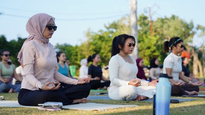Flow and Glow 2026: Healing Pagi Hari di Natas Parapuar, Labuan Bajo dan Wisata Wellness yang Tak Terlu