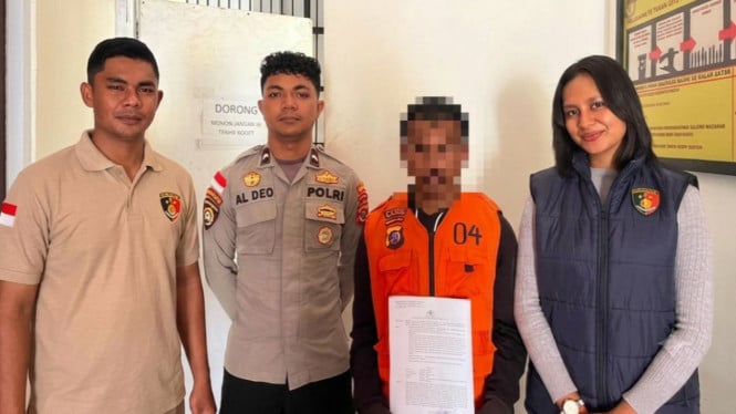 SN, tersangka persetubuhan anak ditahan di Polres Manggarai Timur