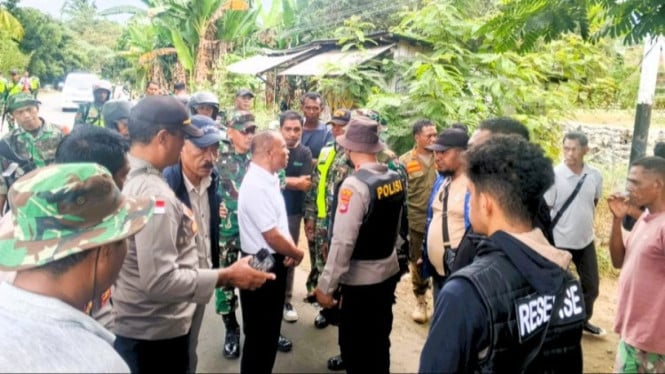 Aparat keamanan melaksanakan penjagaan pascabentrok Adonara Timur