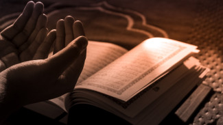 10 Manfaat Surat Al-Waqiah Dalam Kehidupan Sehari-hari