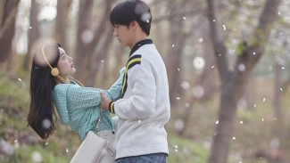 Bukan Karena Cinta, 5 Tanda Pasangan Terobsesi Padamu