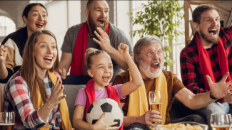 5 Tips Supaya Rukun Dengan Mertua, Apalagi Tinggal di Atap yang Sama