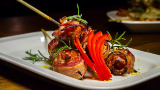 7 Restoran Terbaik di Canggu, Bali. Makanannya Yummy dan Instagramble