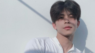 Profil dan Fakta Tan Tanchanit Limsilatham, Aktor Rookie Thailand