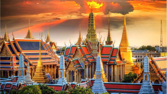 15 Kuil yang Wajib Dikunjungi di Bangkok, Serasa di Kota Malaikat!