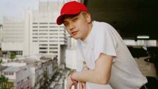 Oabnithi Ulang Tahun ke 28 Hingga Perth Tanapon Mengisi ost My Coach