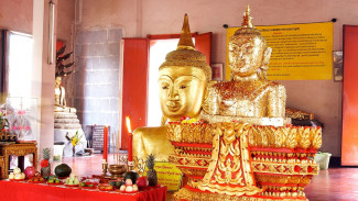 Wat Phra Thong, Kuil Buddha di Thalang Phuket Thailand