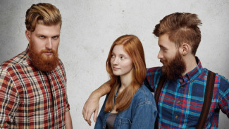 5 Cara Membuat Pria Cemburu, Buktikan Sendiri ya!