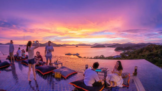 Baba Nest di Phuket, Tempat Terbaik Santap Sore Dengan Sunset Menawan