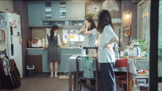 Little Women Episode 1 : Masa Kecil yang Miskin dan Kue Ulang Tahun