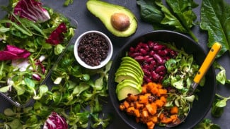 Bisakah Diet Vegetarian Menurunkan Berat Badan Lebih Cepat?