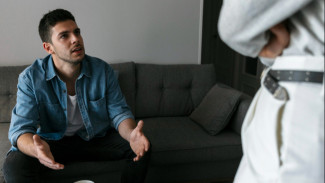 6 Dampak Buruk Menyepelekan Komunikasi Serius Dengan Pasangan