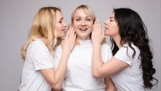 4 Zodiak yang Pandai Menangani Gosip, Baik Dari Tetangga Hingga Rekan Kerja