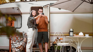 7 Cara Membuat Wanita Merasa Aman Dalam Hubungan