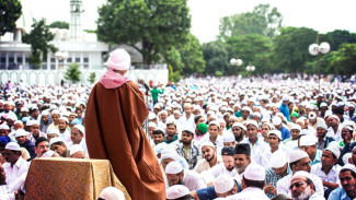 4 Alasan Dakwah Lewat Teladan Lebih Mengena Daripada Dakwah Lewat Ucapan