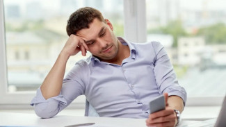 4 Zodiak yang Sangat Buruk dalam Membalas Pesan Kembali