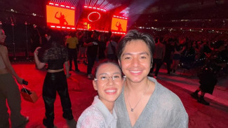 Angga Yunanda dan Shenina Cinnamon Nonton Konser Lady Gaga: Pasangan Muda yang Bikin Baper Penggemar