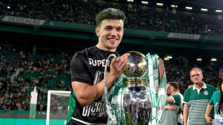 Berita Transfer 2 Juni : Manchester United Incar Pedro Goncalves, Manchester City Incar Gelandang Muda Rayan Cherki