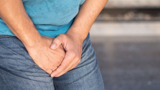 4 Kebiasaan Pagi Hari yang Membahayakan Hati, Salah Satunya Menahan Kencing