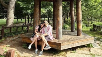 Omara Esteghlal dan Prilly Latuconsina Nikmati Liburan Romantis di Nami Island, Korea Selatan