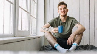 Jangan Anggap Sepele! Ini 4 Jenis Bahan Kaus Kaki Terbaik untuk Pria, Bikin Kaki Nyaman Seharian & Bebas Bau!