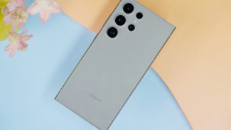 Galaxy S24 Ultra: Flagship Android Paling Sempurna di 2025, Harga Lebih Murah Benarkah Kalahkan iPhone 16 Pro Max?