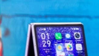 Honor Magic V Flip 2 Edisi Jimmy Choo: Lipatan Mewah Bak Bintang Laut Biru, Siap Tantang Galaxy Z Flip 7