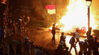 Viral di X Unggahan Media Al Jazeera Tentang Potret Kericuhan di Indonesia