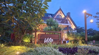 Bukan di Bandung, Bukan di Bogor! Ini Dia Hidden Gem Depok, Vilo Gelato View Danau!