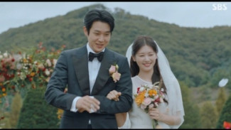 Choi Woo Shik Dan Jung So Min Resmi Jadi Pasangan Suami Istri di Episode Terakhir “Would You Marry Me”