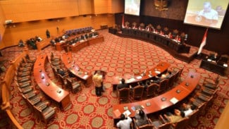 Sengketa Kewenangan Lembaga Negara dalam Sistem Ketatanegaraan Indonesia Pasca Amandemen UUD 1945