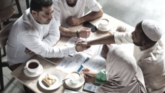 Pembidangan Hukum Islam dan Muamalah: Fondasi Normatif Syariat dalam Sistem Hukum Modern