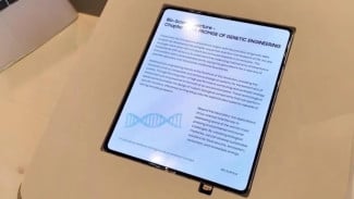 Samsung Pamer Panel OLED Lipat Hampir Tanpa Lipatan, Isyarat Galaxy Z Fold 8?