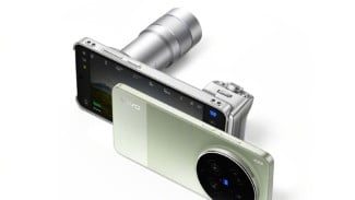 Vivo X300 Ultra Resmi Dirilis: Smartphone Kamera Profesional dengan Sensor 200MP dan Zoom hingga 400mm