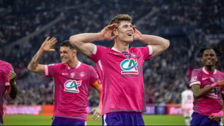 MU Berhasil Gaet Charlie Cresswell, Strategi Transfer Cerdas Manchester United di Bursa Musim Ini