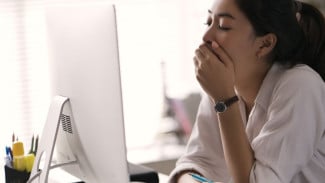 Bisakah Anda Melatih Tubuh untuk Tidur Lebih Sedikit? Plus 5 Tips untuk Tidur Lebih Nyenyak